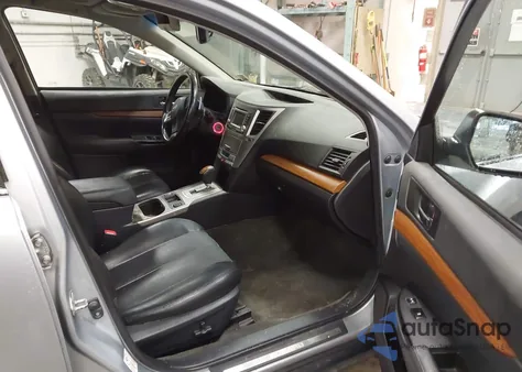 2013 Subaru Outback 2.5I Limited из США, поврежденный, VIN 4S4BRBKC1D3306027